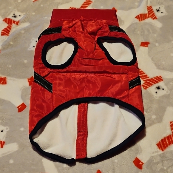Red Dog Vest - Picture 2 of 8